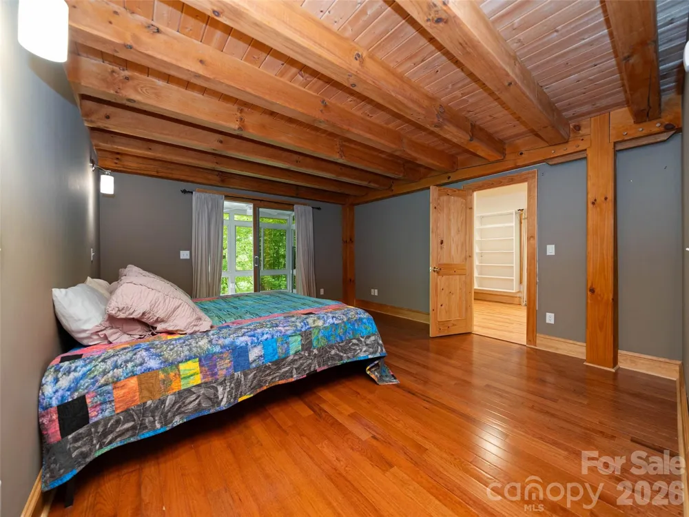 82 Red Oak Drive Mills River, NC 28759