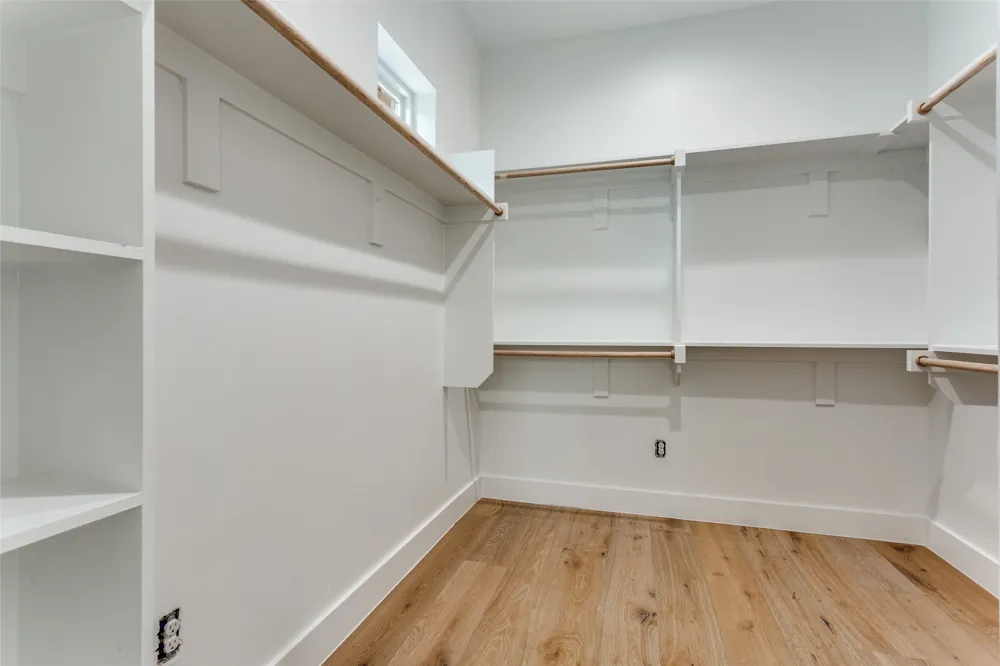250 E Dallas Road #126 Grapevine, TX 76051