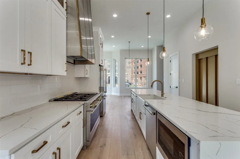 250 E Dallas Road #126 Grapevine, TX 76051