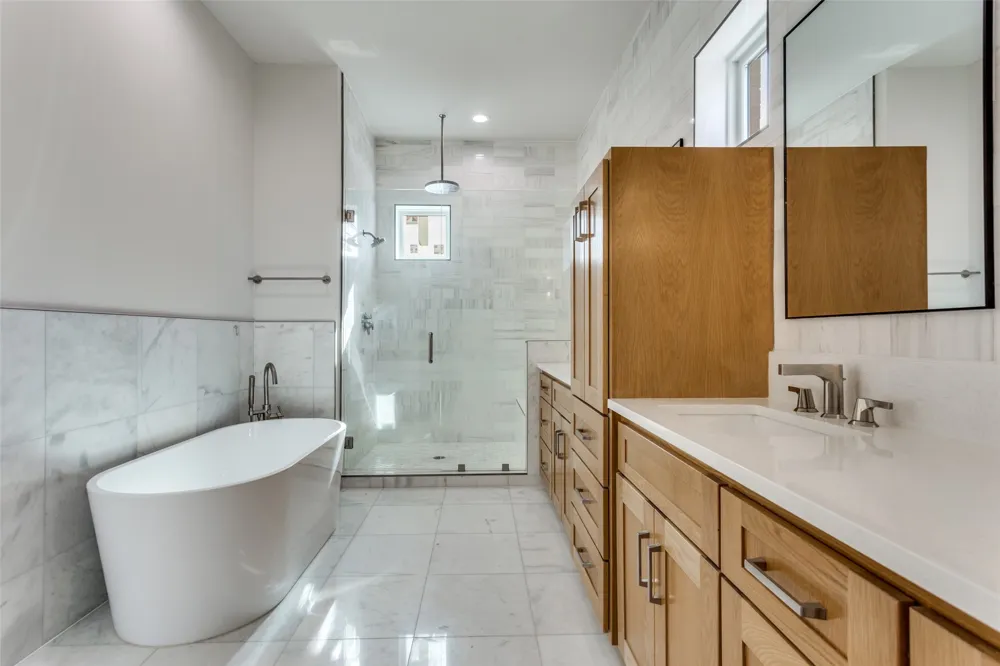 250 E Dallas Road #126 Grapevine, TX 76051