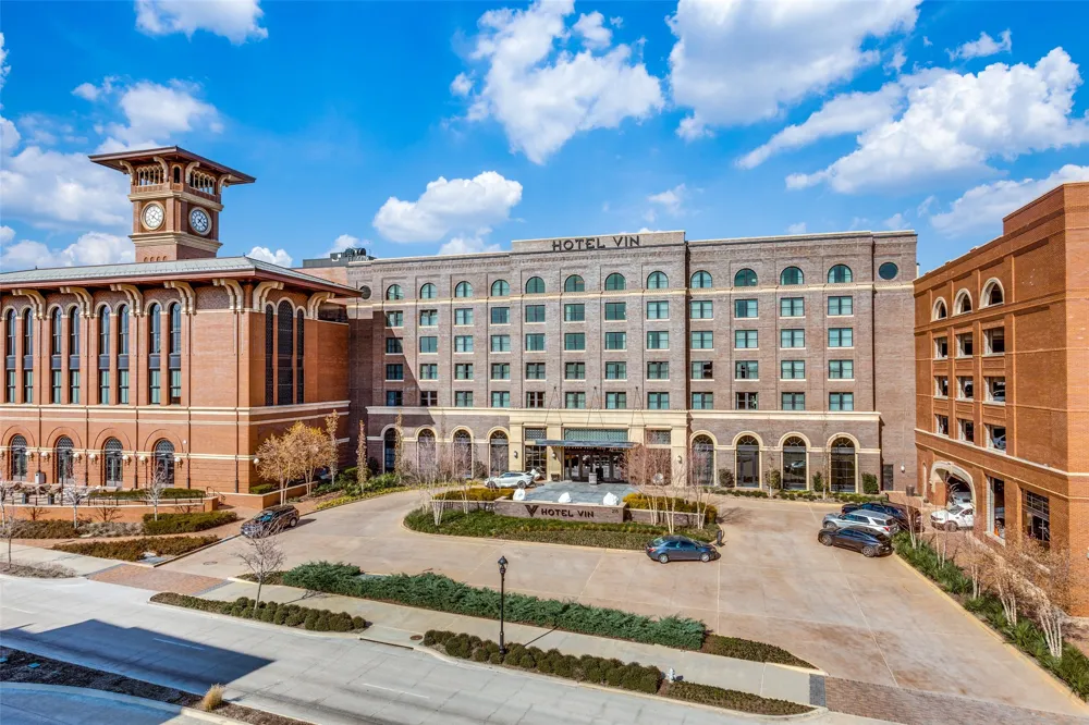 250 E Dallas Road #126 Grapevine, TX 76051