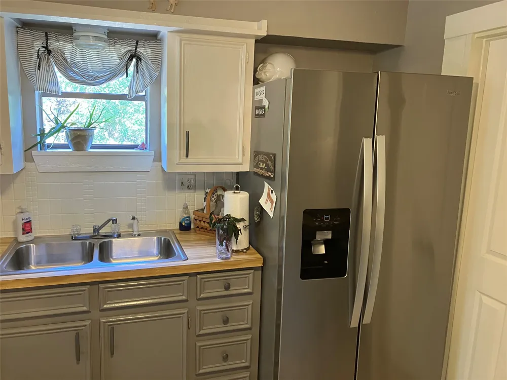 172 Giant Cedar Trail Whitney, TX 76692