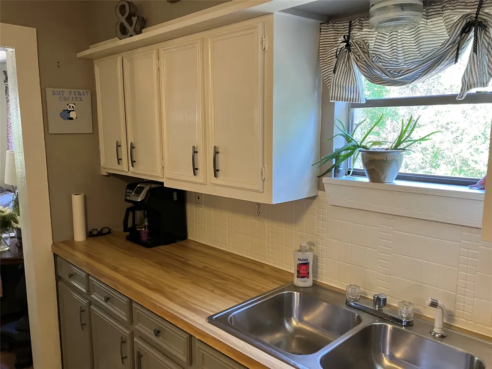 172 Giant Cedar Trail Whitney, TX 76692