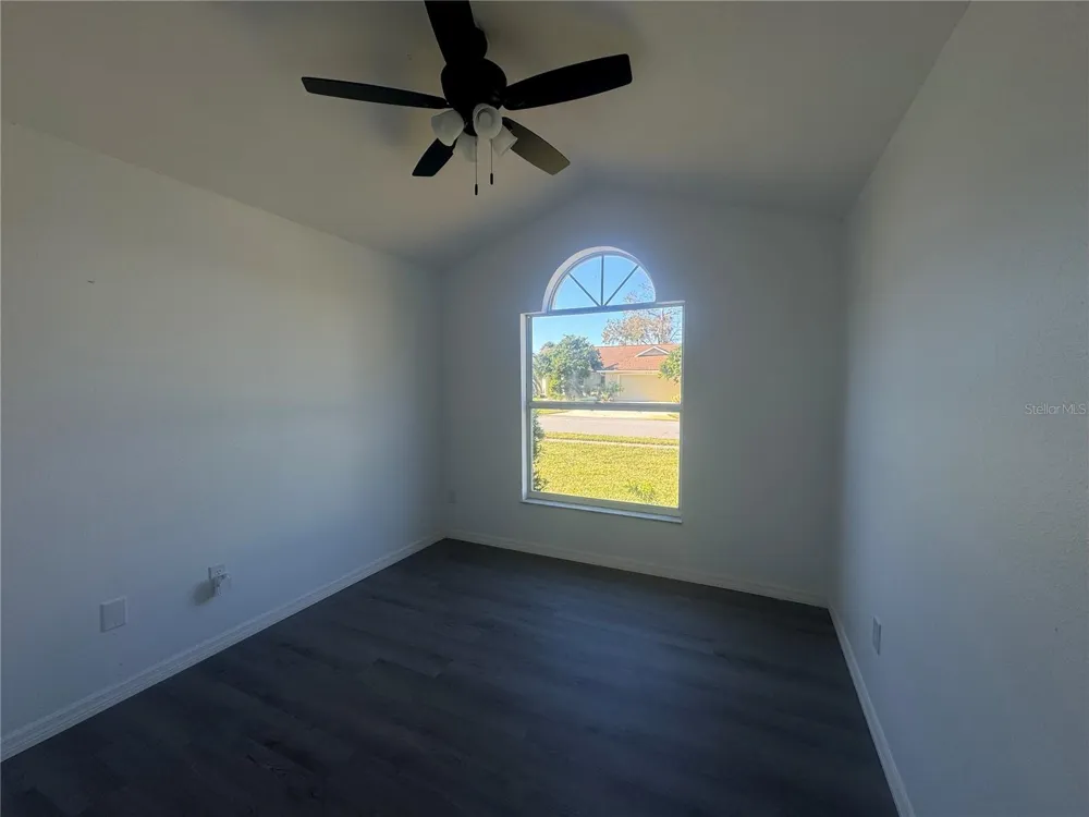 215 HOLLOWBROOK CIRCLE Daytona Beach, FL 32114