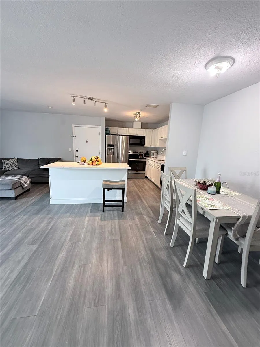 444 BANYON TREE CIRCLE #202 Maitland, FL 32751