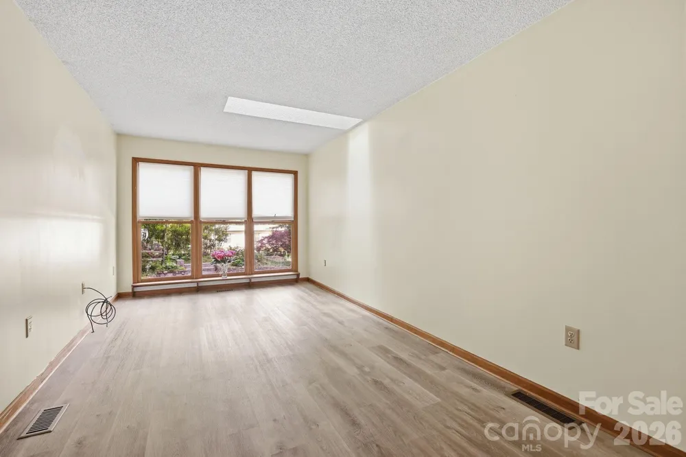 1 Mountain Heritage Place Candler, NC 28715