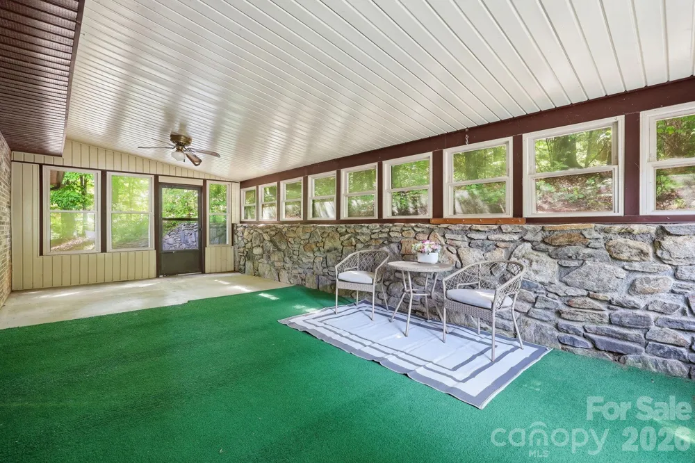 1 Mountain Heritage Place Candler, NC 28715