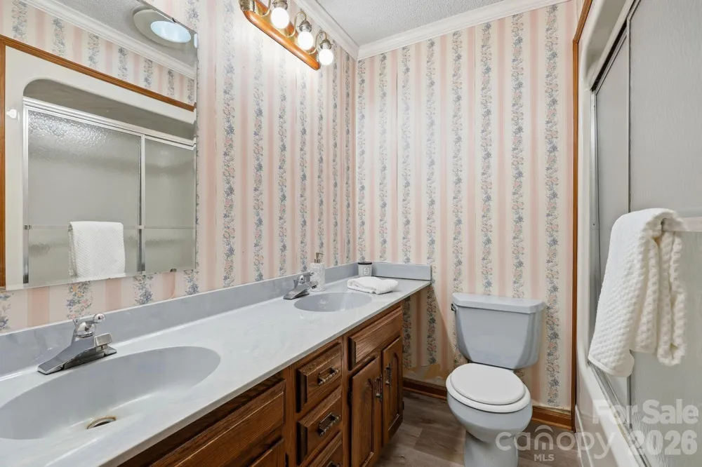 1 Mountain Heritage Place Candler, NC 28715