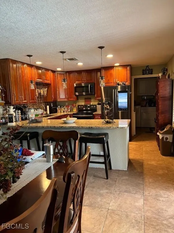 826 B Rd. La Belle, FL 33935