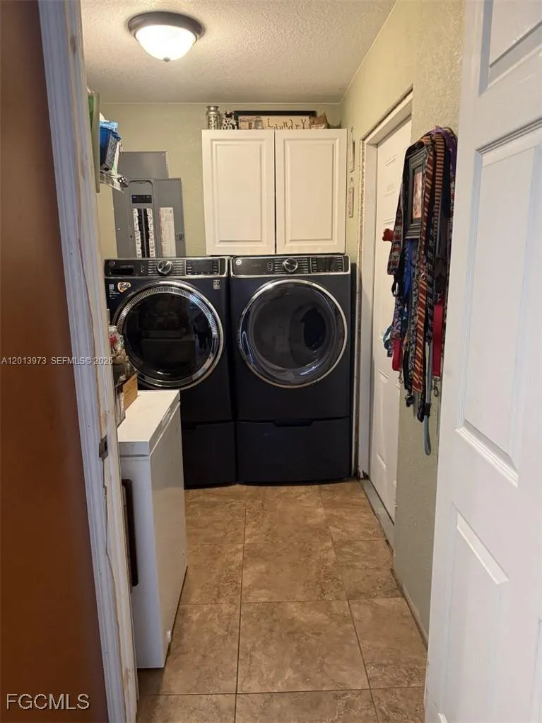 826 B Rd. La Belle, FL 33935