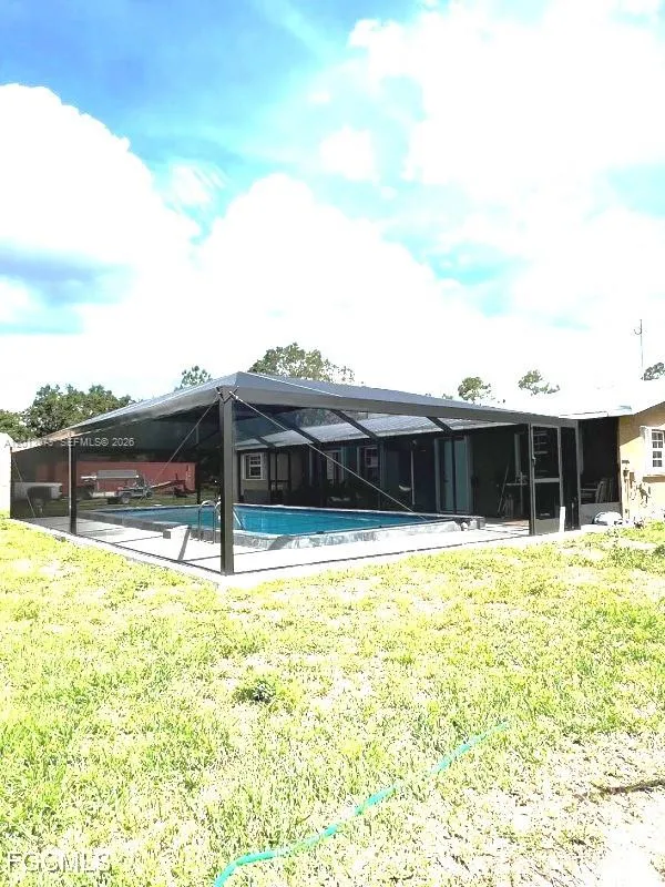 826 B Rd. La Belle, FL 33935