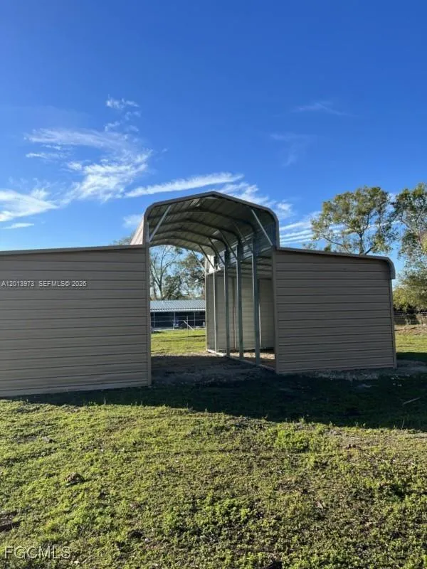 826 B Rd. La Belle, FL 33935