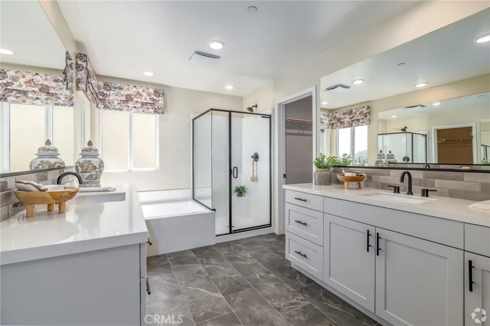 8637 Areca Lane Jurupa Valley, CA 92509
