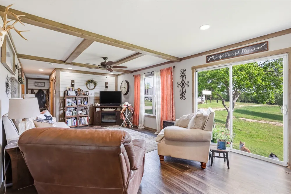 3166 Fm 2048 Boyd, TX 76023