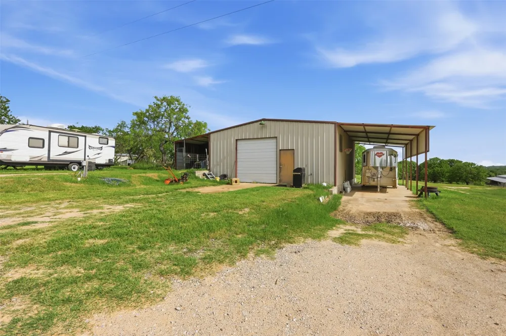 3166 Fm 2048 Boyd, TX 76023
