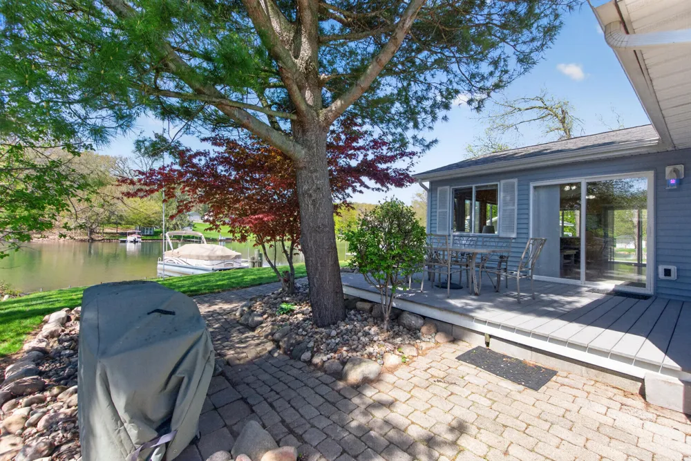 11640 Cedar Court Jerome, MI 49249