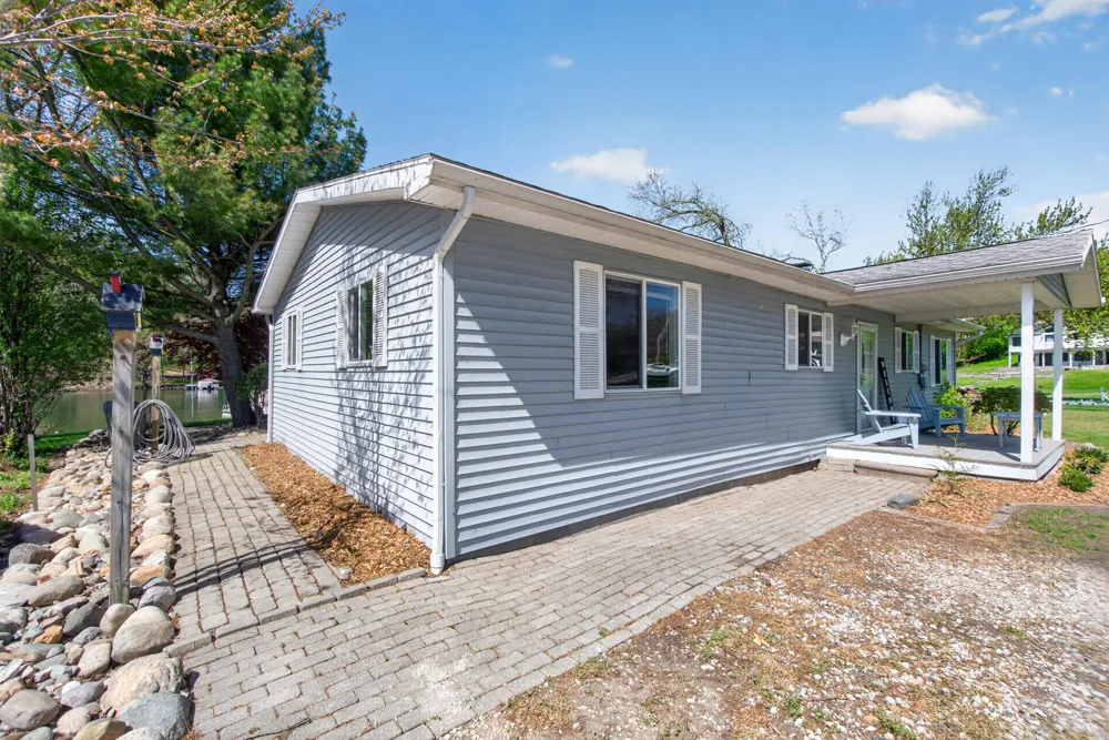 11640 Cedar Court Jerome, MI 49249