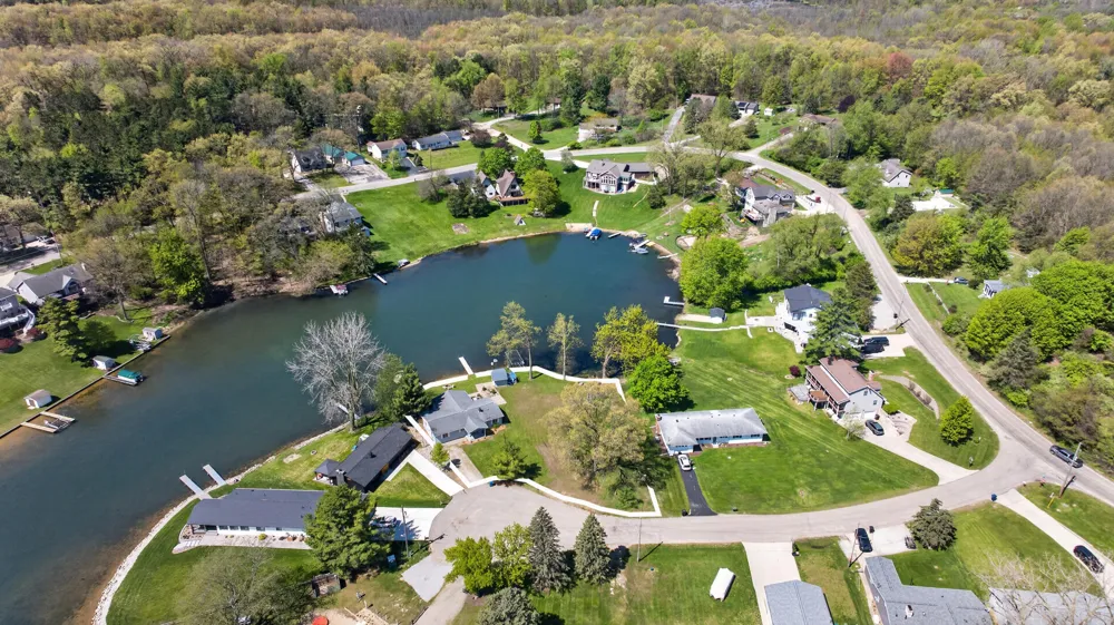 11640 Cedar Court Jerome, MI 49249