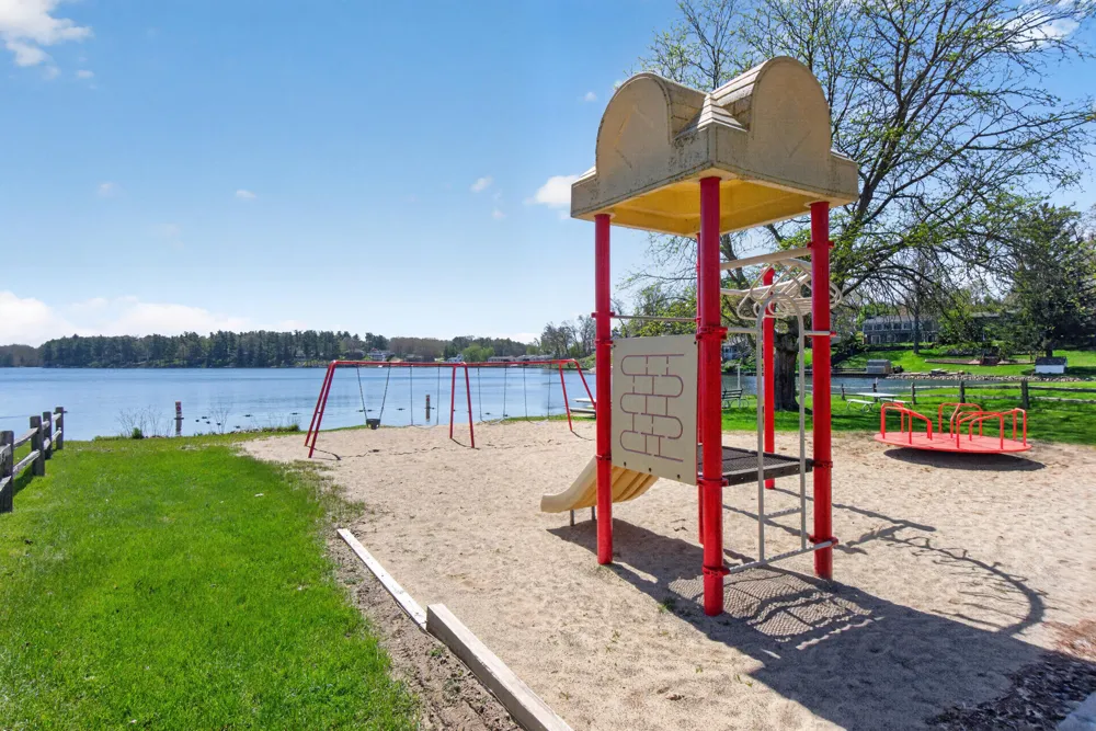 11640 Cedar Court Jerome, MI 49249
