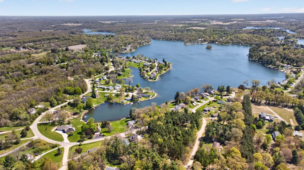11640 Cedar Court Jerome, MI 49249
