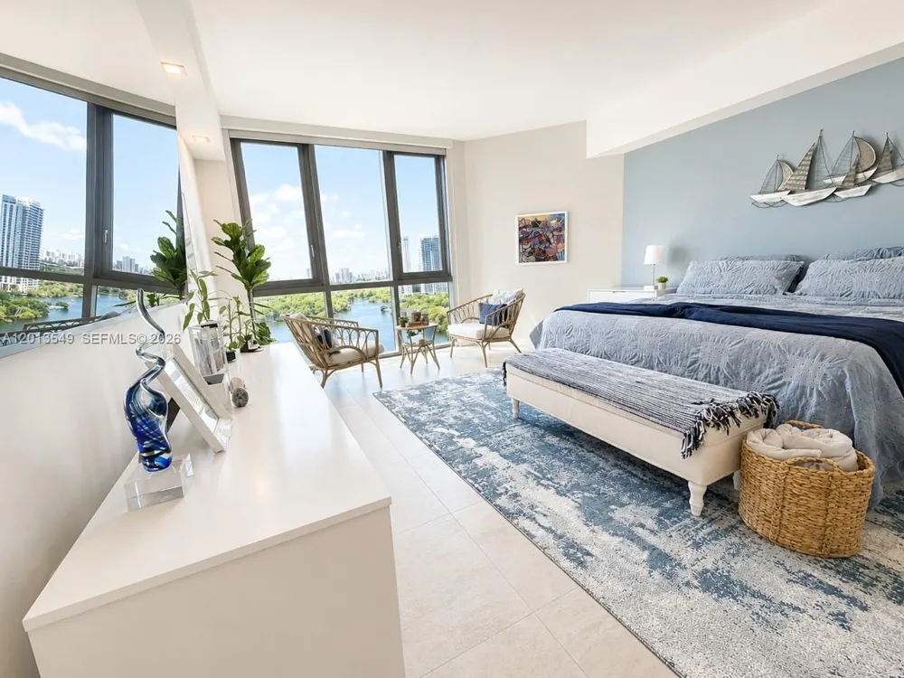 17111 Biscayne Blvd #1610 North Miami Beach, FL 33160