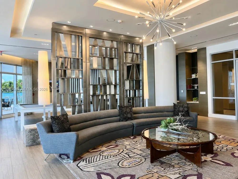 17111 Biscayne Blvd #1610 North Miami Beach, FL 33160