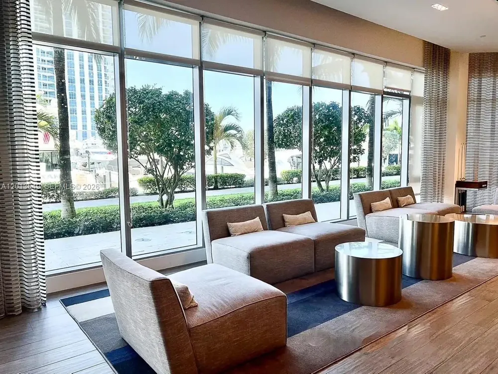 17111 Biscayne Blvd #1610 North Miami Beach, FL 33160