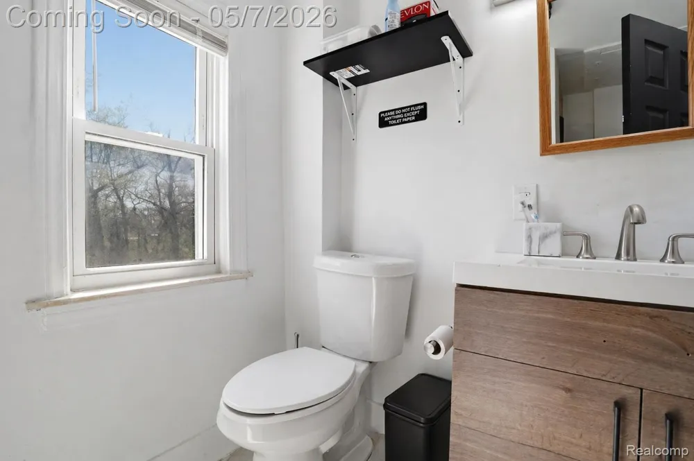 21412 Reimanville Avenue Royal Oak Charter Township, MI 48220