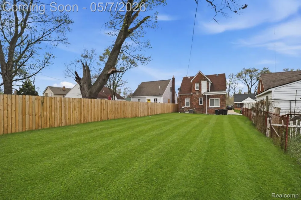 21412 Reimanville Avenue Royal Oak Charter Township, MI 48220