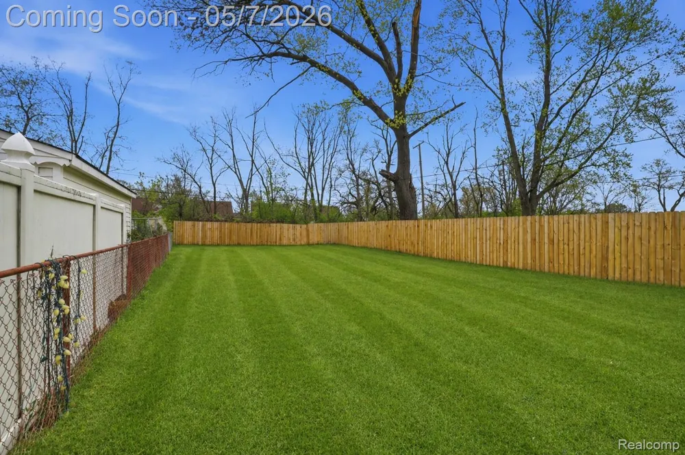 21412 Reimanville Avenue Royal Oak Charter Township, MI 48220