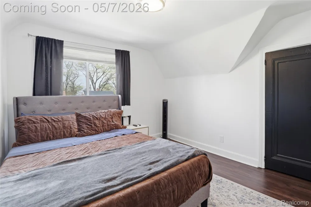 21412 Reimanville Avenue Royal Oak Charter Township, MI 48220