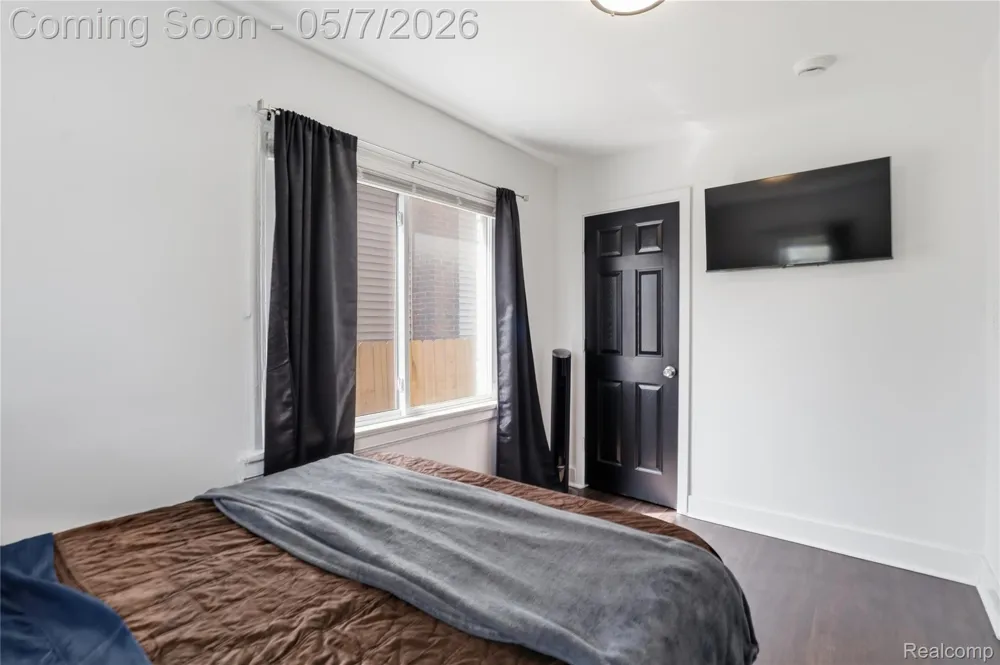 21412 Reimanville Avenue Royal Oak Charter Township, MI 48220