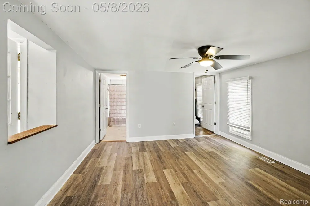 409 Fleming Street Howell City, MI 48843
