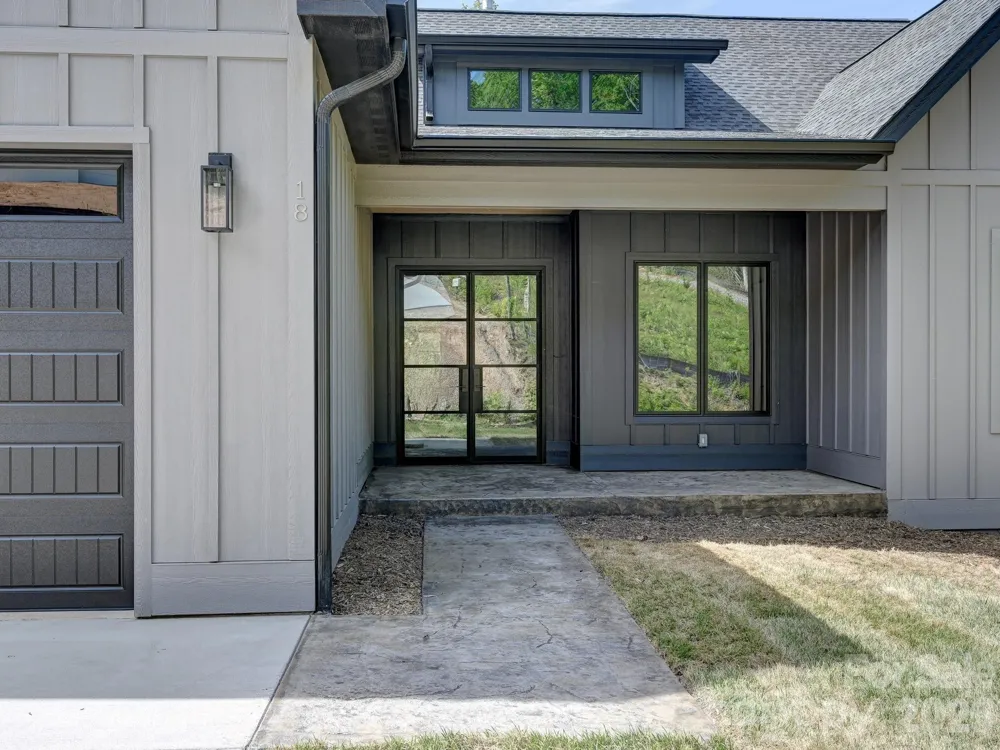 18 Erin Glen Court Fairview, NC 28730