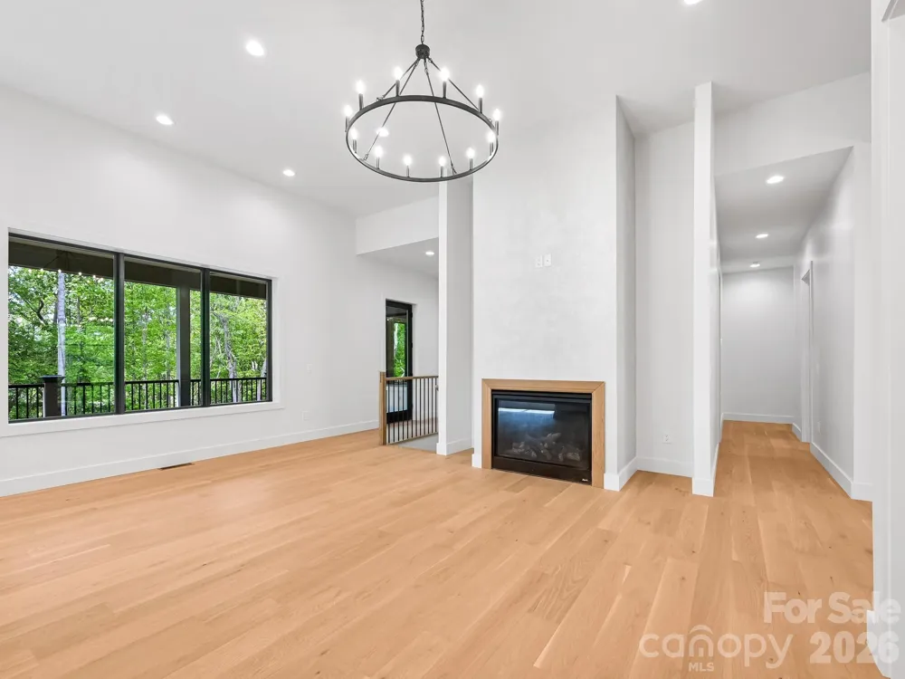 18 Erin Glen Court Fairview, NC 28730