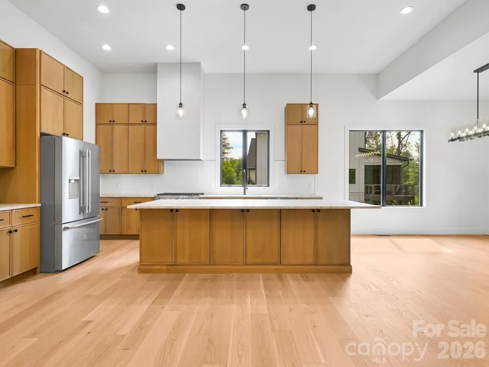 18 Erin Glen Court Fairview, NC 28730