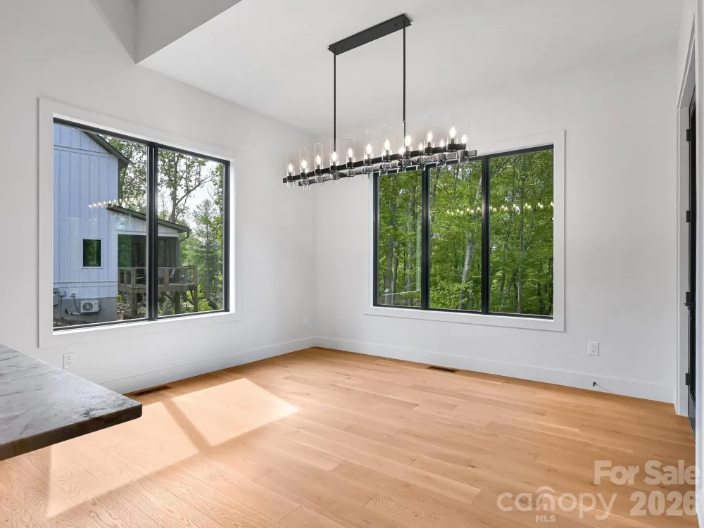 18 Erin Glen Court Fairview, NC 28730