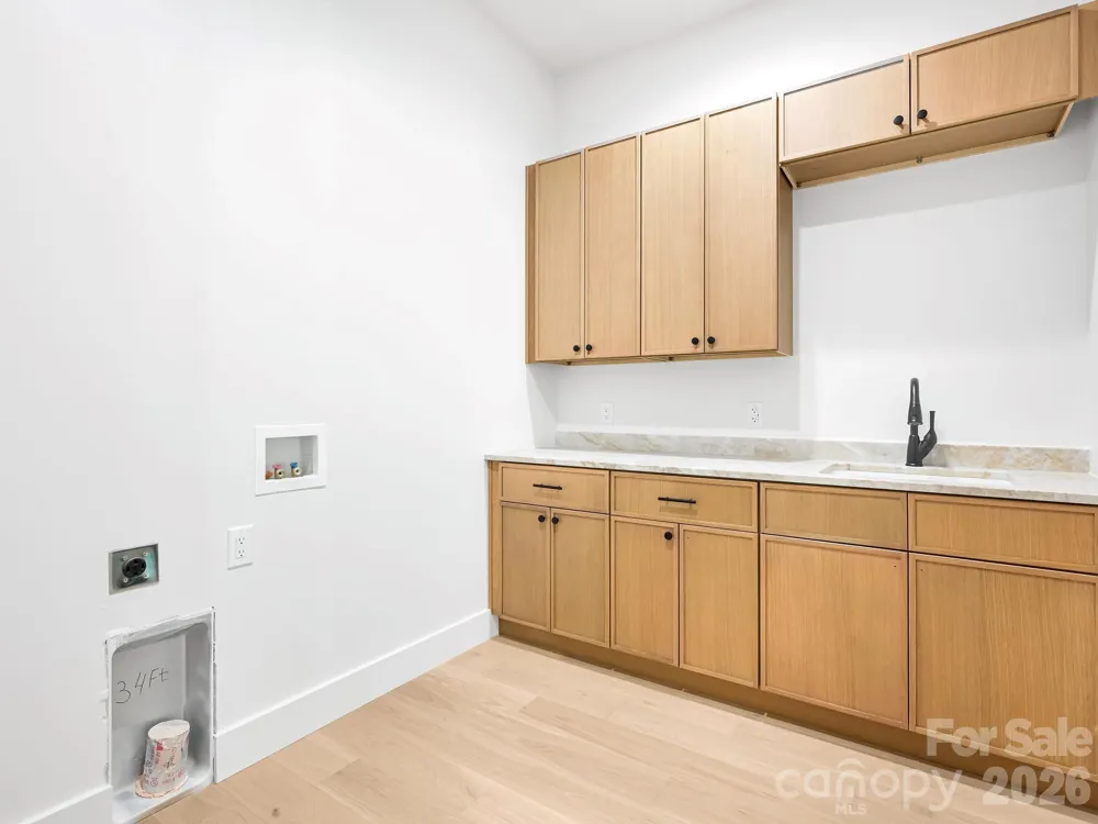 18 Erin Glen Court Fairview, NC 28730