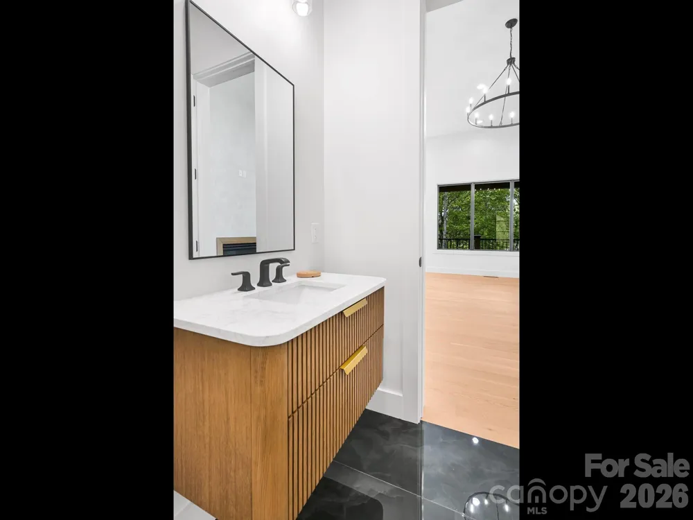 18 Erin Glen Court Fairview, NC 28730