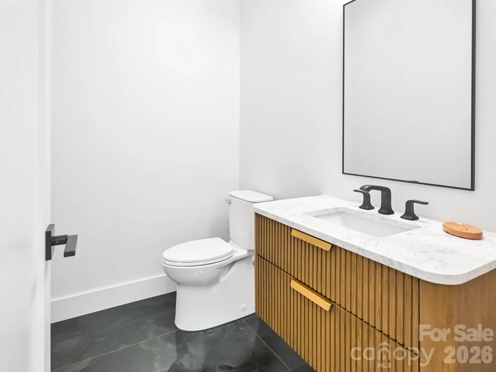 18 Erin Glen Court Fairview, NC 28730