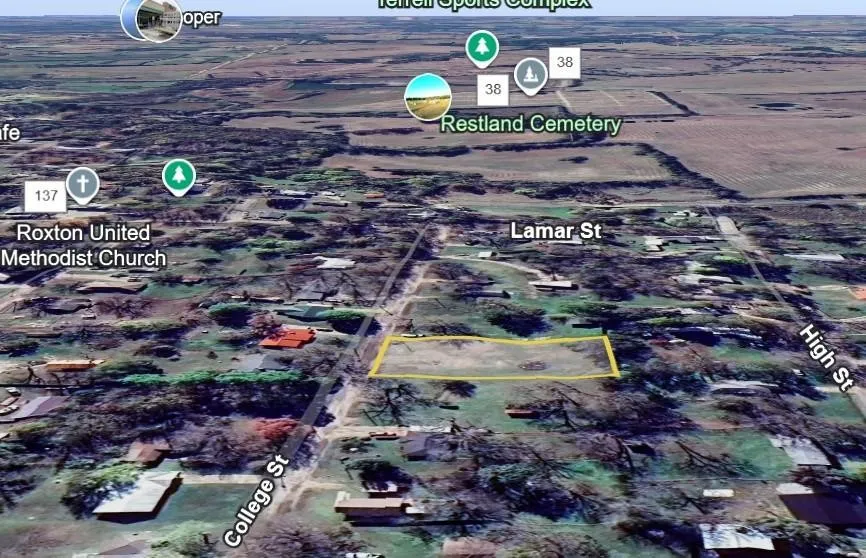 219 College Street Roxton, TX 75477