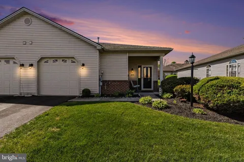 141 LEONARD LANE