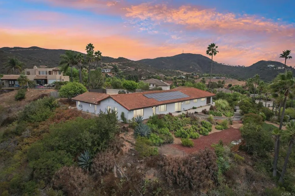 2068 Camino Culebra Vista, CA 92084