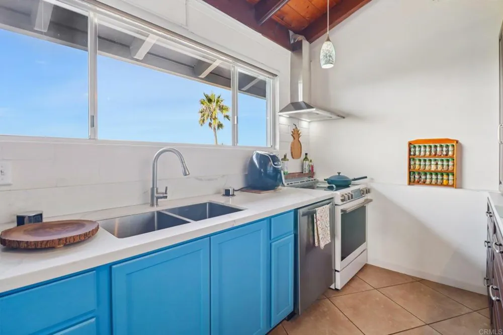 2068 Camino Culebra Vista, CA 92084