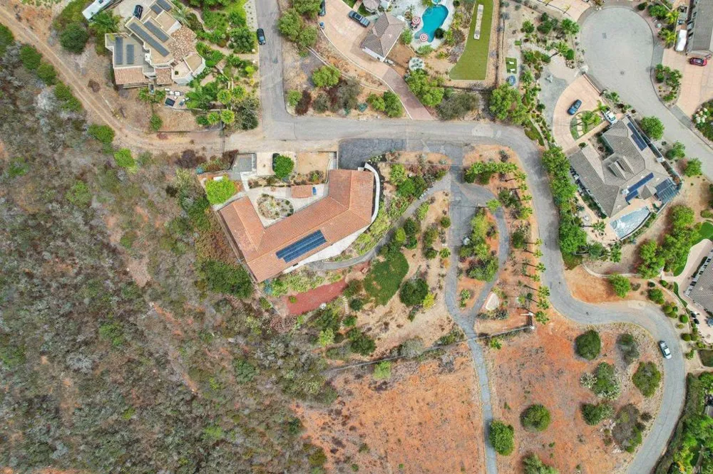 2068 Camino Culebra Vista, CA 92084
