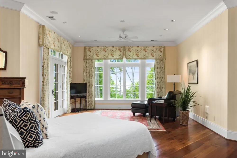 938 OLD COUNTY ROAD Severna Park, MD 21146