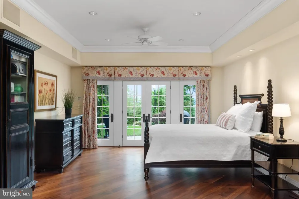 938 OLD COUNTY ROAD Severna Park, MD 21146