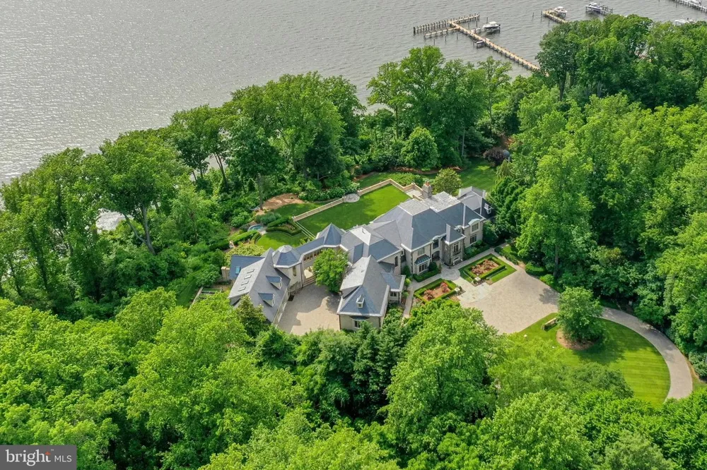 938 OLD COUNTY ROAD Severna Park, MD 21146