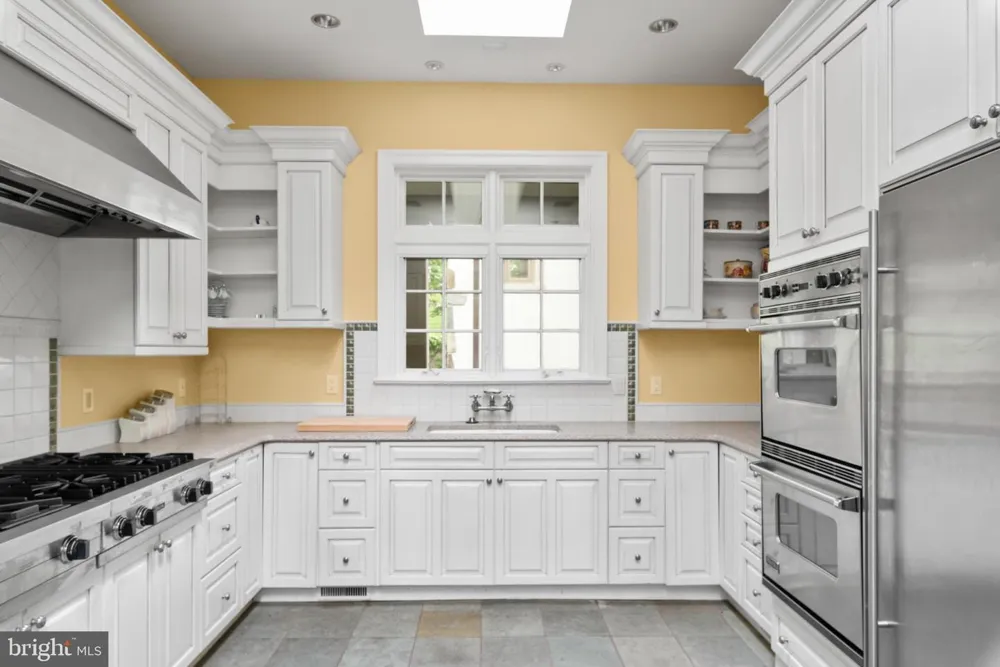 938 OLD COUNTY ROAD Severna Park, MD 21146
