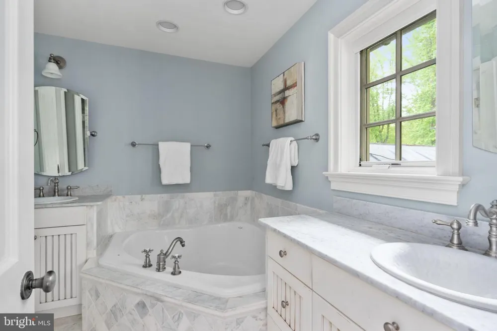 938 OLD COUNTY ROAD Severna Park, MD 21146